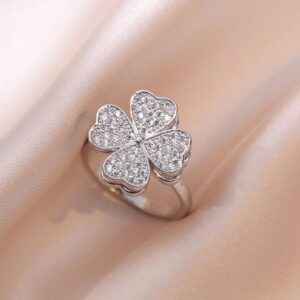 flower crystal ring artificial ring Pakistan stylish rings 2026 women fashion ring silver crystal ring floral jewelry trendy rings